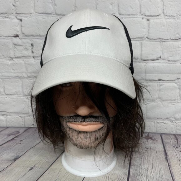 Nike Golf Hat Cap Mesh Stretch Fit Size M/L White Black Embroidered Swoosh - Picture 1 of 8